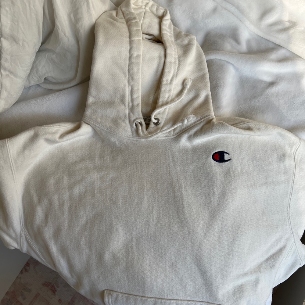 WHITE CHAMPION SWEATSHIRT